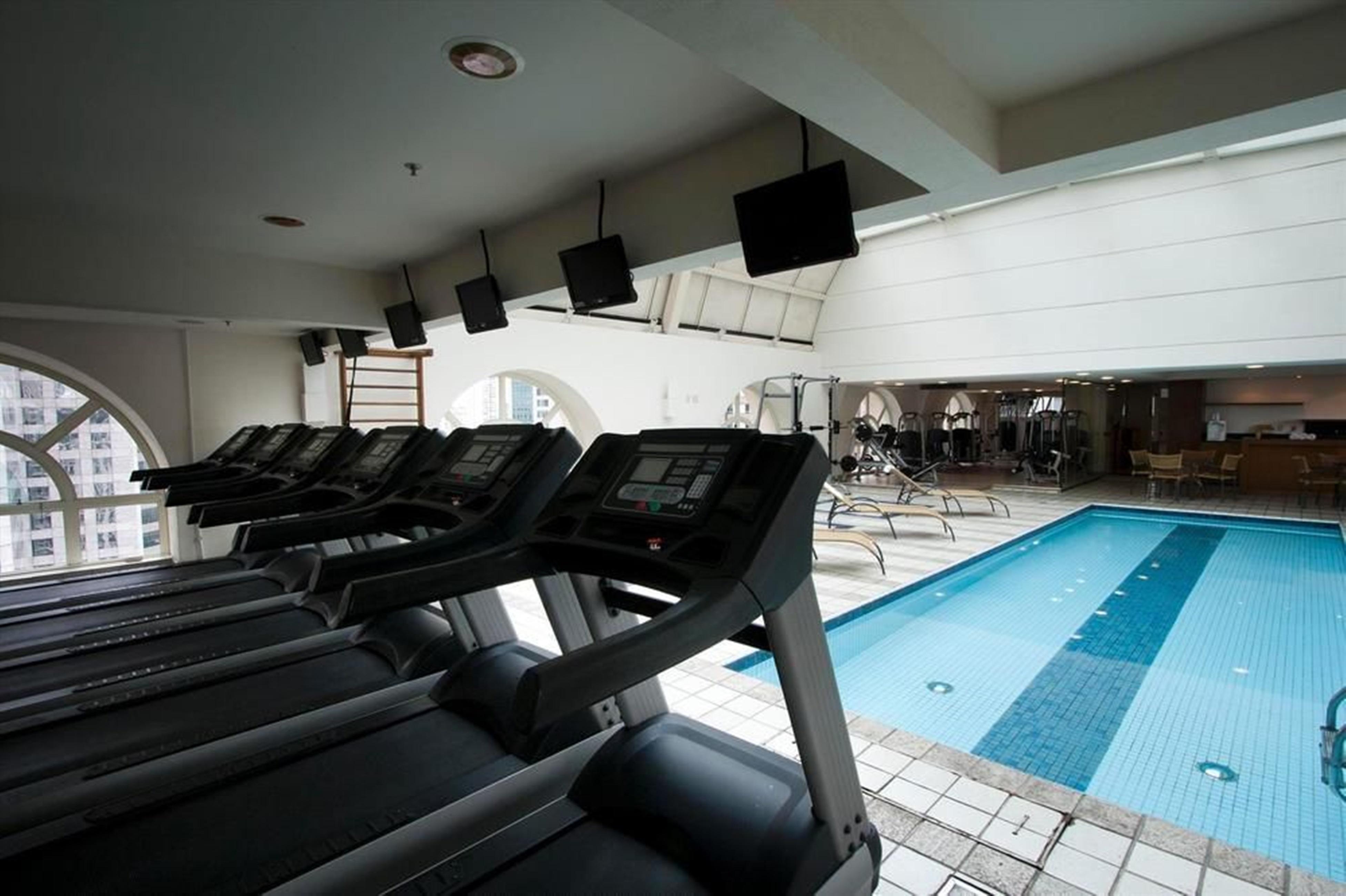 Gran Estanplaza Berrini Hotel São Paulo Exterior photo The gym at the hotel